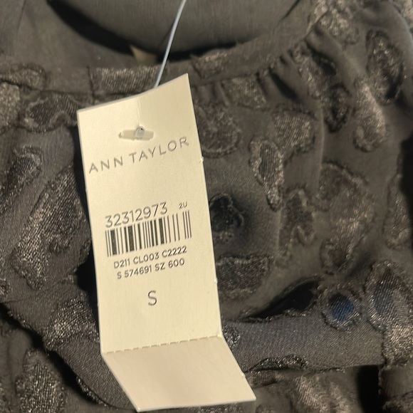 NWT Ann Taylor Peplum top - small - Picture 9 of 9